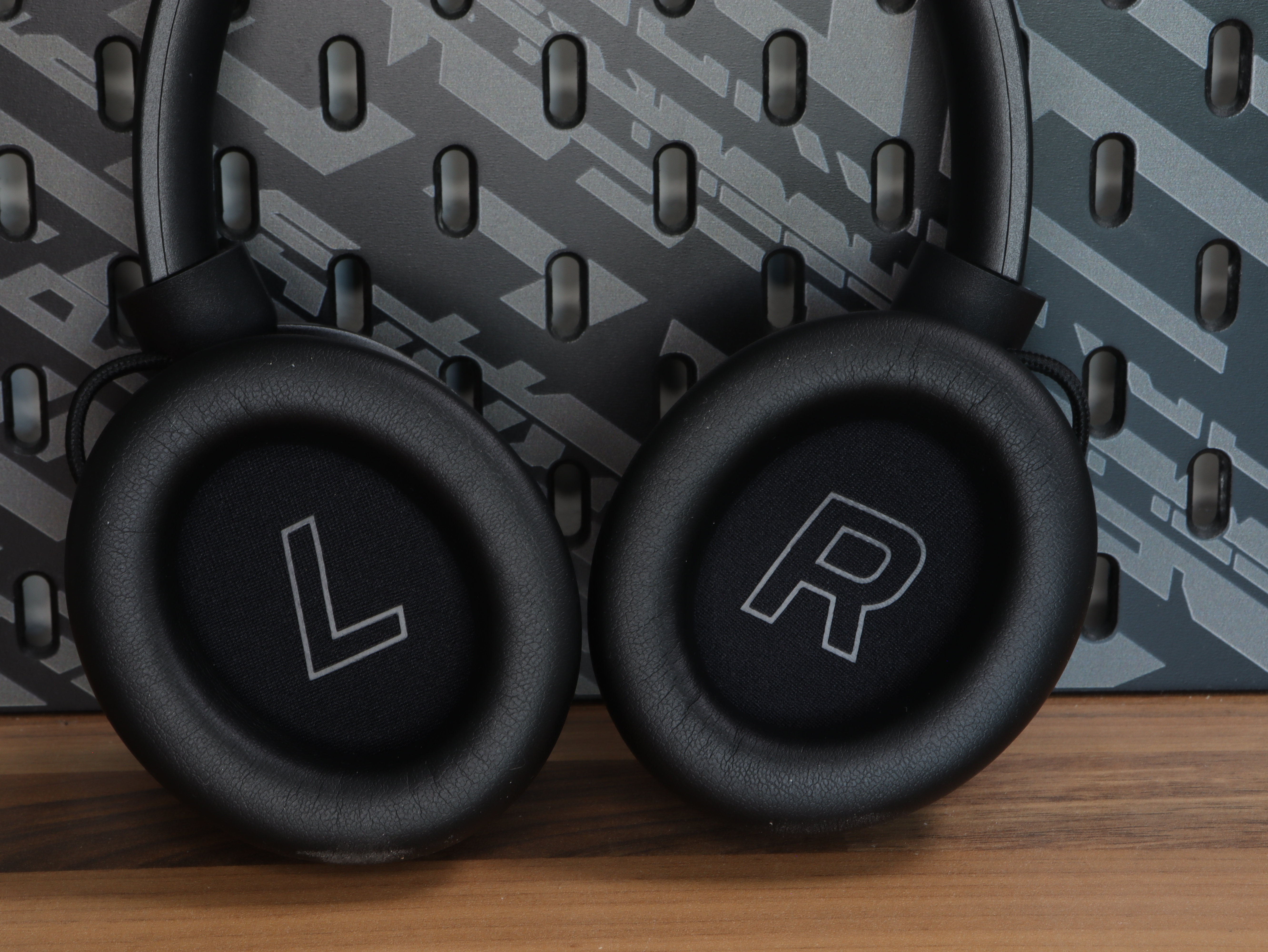 Bluetooth gaming comfort signature 2.4 dongle headset Wireless Dual HyperX Cloud MIX 2 headphones.JPG